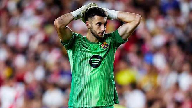 皇马门将库尔图瓦因伤休战两周，球队迎战塞维利亚(门将库尔图瓦简介)